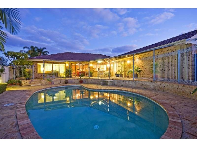 8 Sheridan Place, Kingsley WA 6026