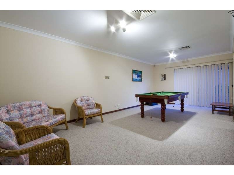 8 Sheridan Place, Kingsley WA 6026