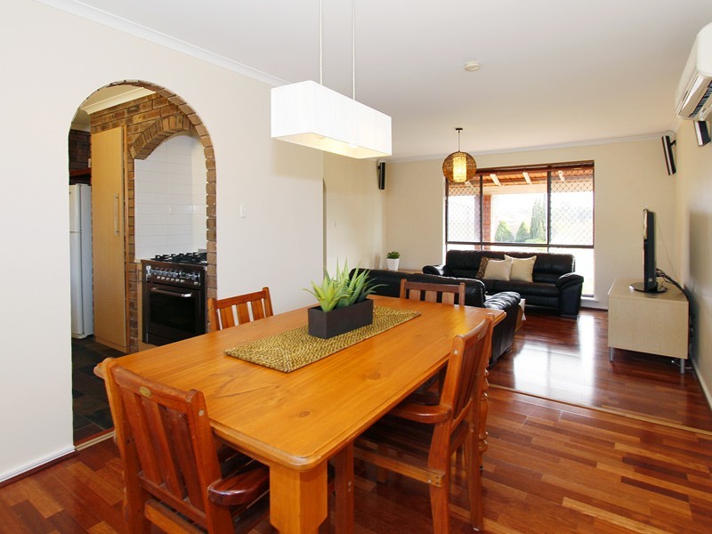 24 Partlett Rd, Duncraig WA 6023