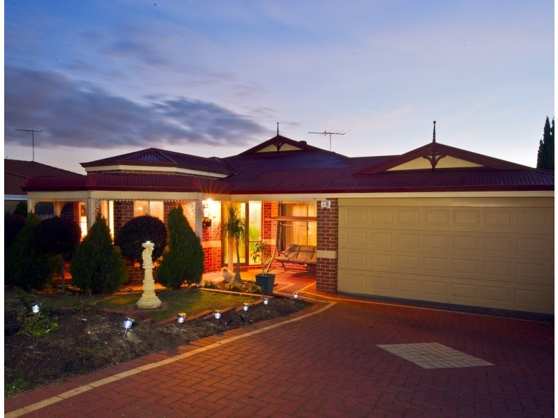 5 Sherlock Rise, Carramar WA 6031