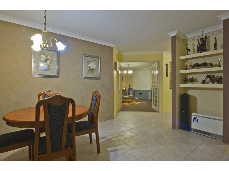 5 Sherlock Rise, Carramar WA 6031