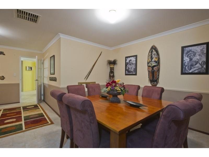 5 Sherlock Rise, Carramar WA 6031