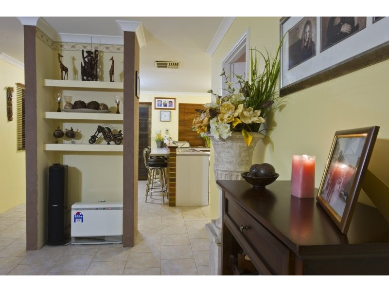 5 Sherlock Rise, Carramar WA 6031