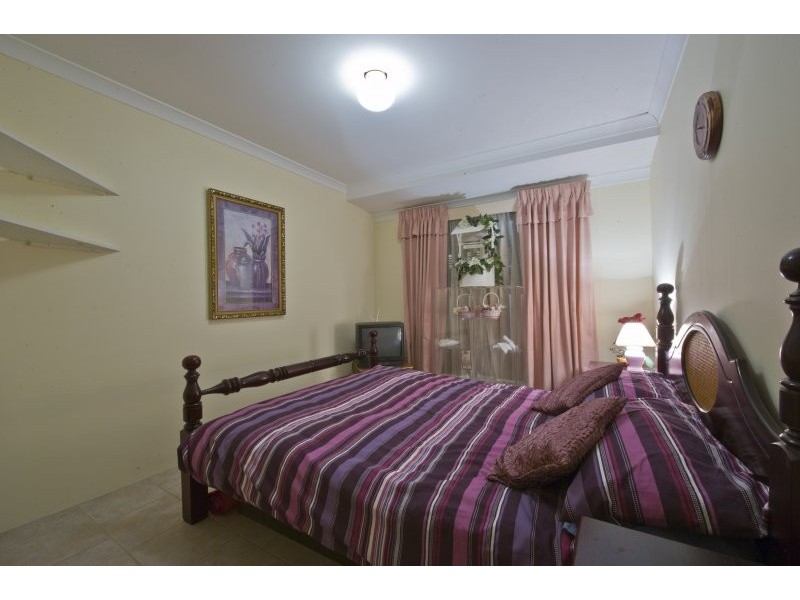 5 Sherlock Rise, Carramar WA 6031