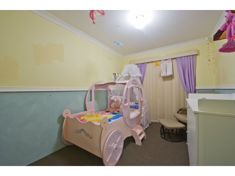 5 Sherlock Rise, Carramar WA 6031