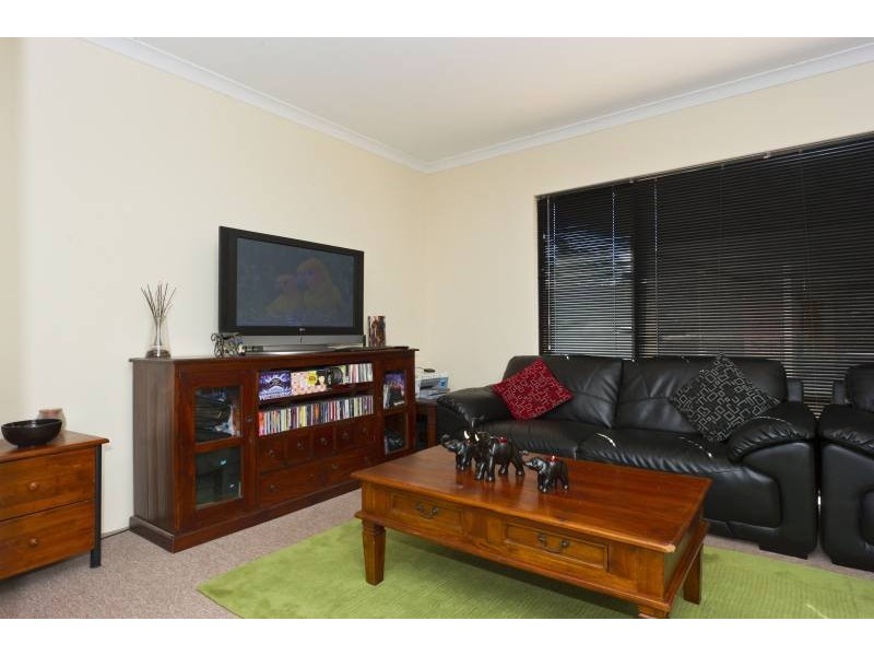 33 Buffett Ramble, Quinns Rocks WA 6030