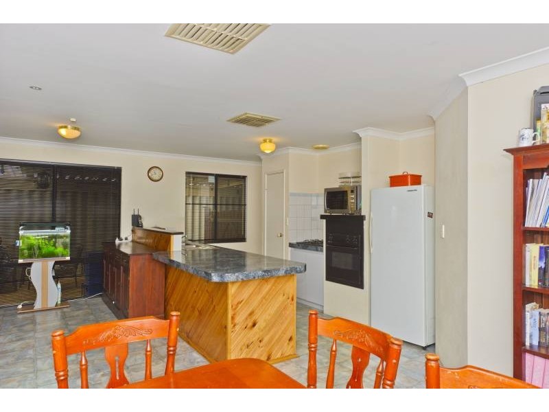 33 Buffett Ramble, Quinns Rocks WA 6030