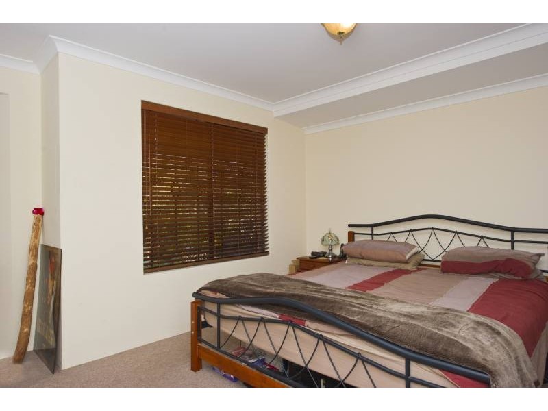 33 Buffett Ramble, Quinns Rocks WA 6030