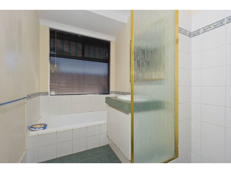 33 Buffett Ramble, Quinns Rocks WA 6030