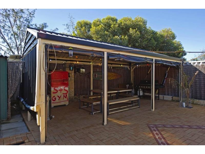 33 Buffett Ramble, Quinns Rocks WA 6030