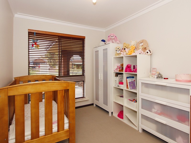 41 Redfin Crescent, Beldon WA 6027