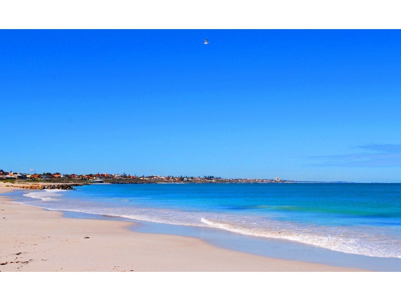 130A Clontarf St, Sorrento WA 6020