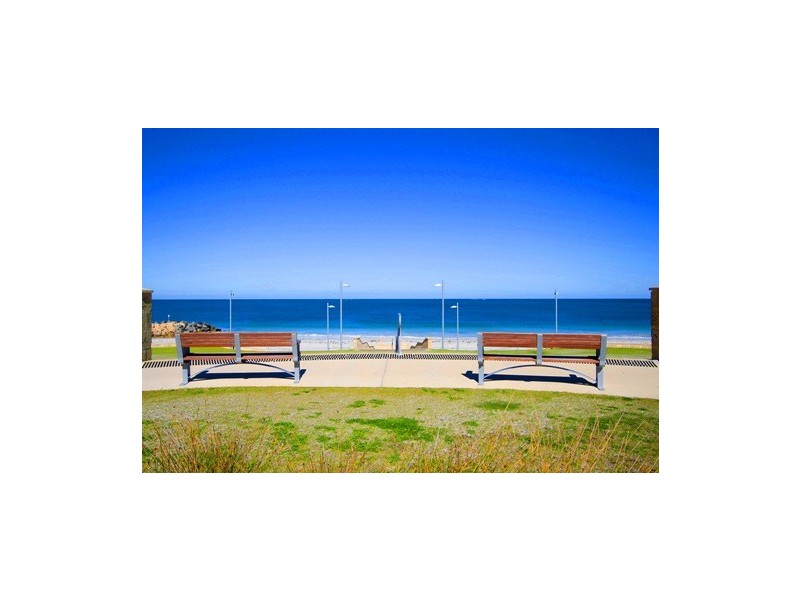 130A Clontarf St, Sorrento WA 6020
