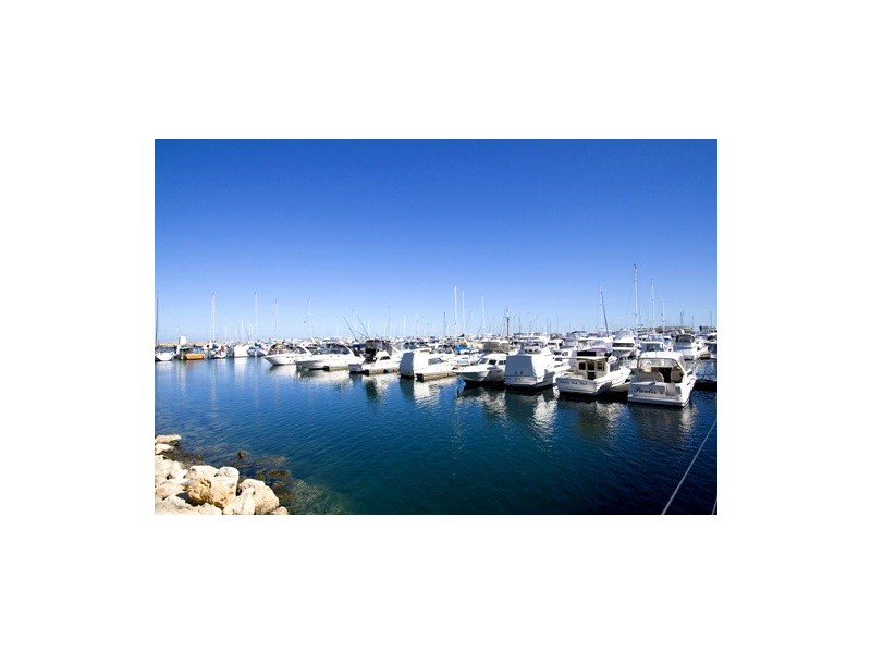 130A Clontarf St, Sorrento WA 6020