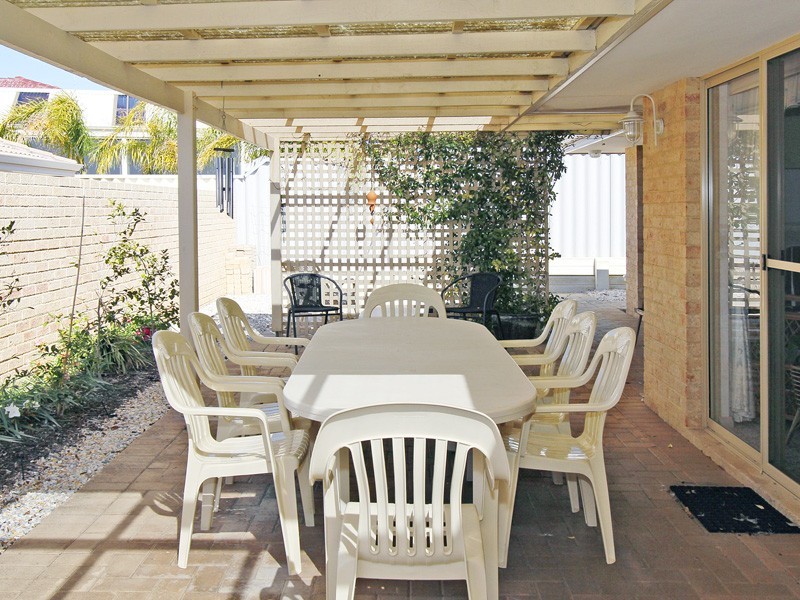 5B Castleroy Place, Connolly WA 6027