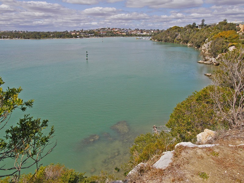 5 Phyllis Street, North Fremantle WA 6159