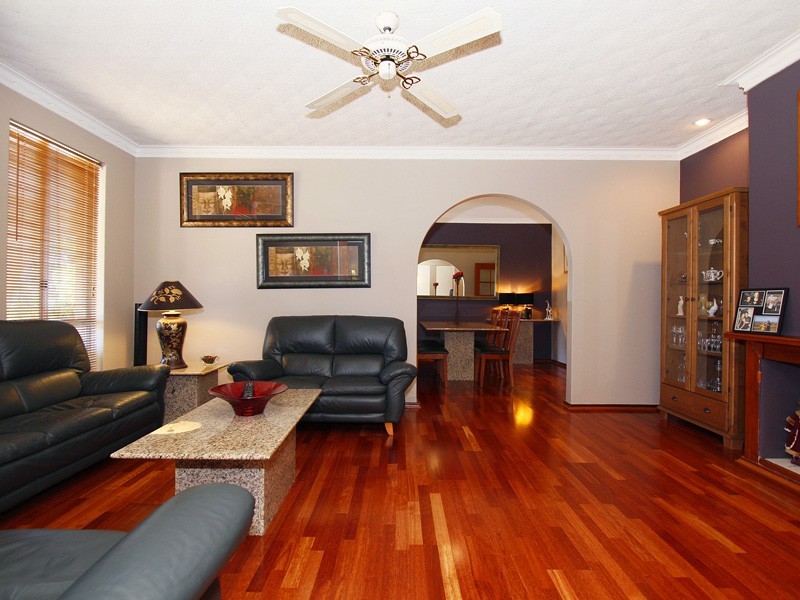 14 Mackay Way, Hillarys WA 6025