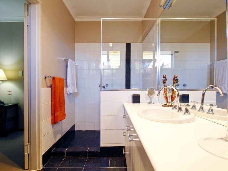 14 Mackay Way, Hillarys WA 6025