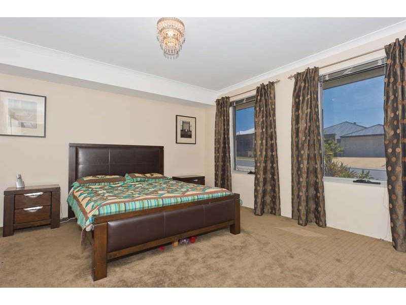 15 Hartley Rise, Ellenbrook WA 6069