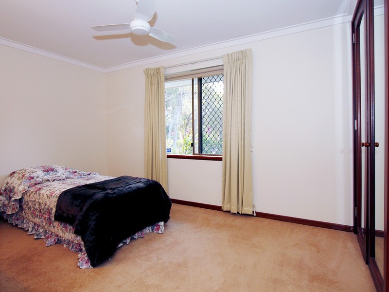 105 Garden Park Drive, Wanneroo WA 6065