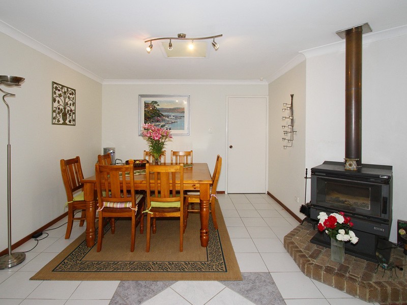 5 Sunshine Place, Bibra Lake WA 6163