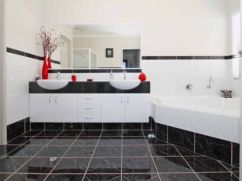 24 Wishart Loop, Wanneroo WA 6065