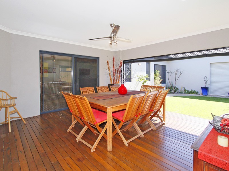 24 Wishart Loop, Wanneroo WA 6065