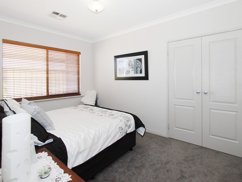 24 Wishart Loop, Wanneroo WA 6065