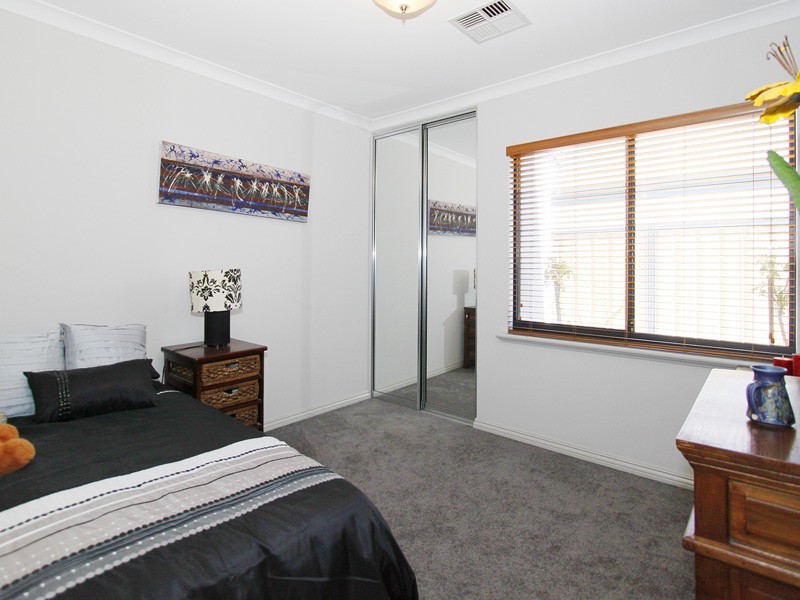 24 Wishart Loop, Wanneroo WA 6065
