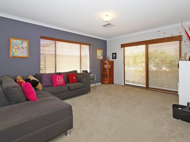 24 Wishart Loop, Wanneroo WA 6065