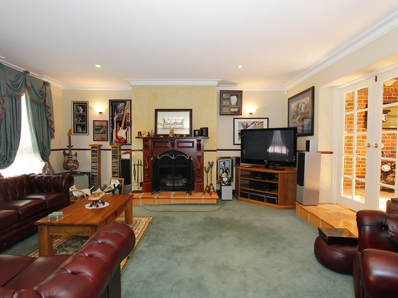 100 Garden Park Drive, Wanneroo WA 6065