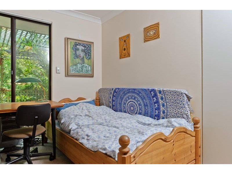 6 Blanche Pl, Ballajura WA 6066