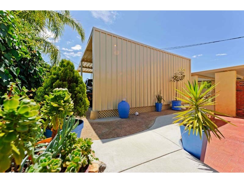 12a Barque Place, Kallaroo WA 6025
