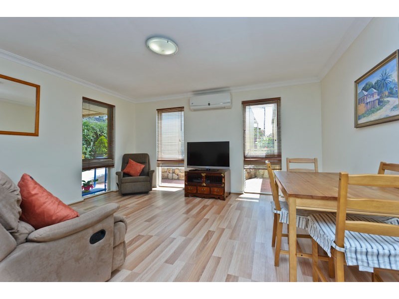 12a Barque Place, Kallaroo WA 6025