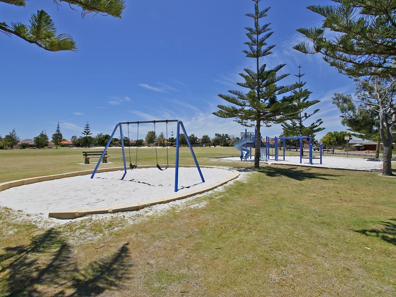 1 Mutiny Terrace, Quinns Rocks WA 6030