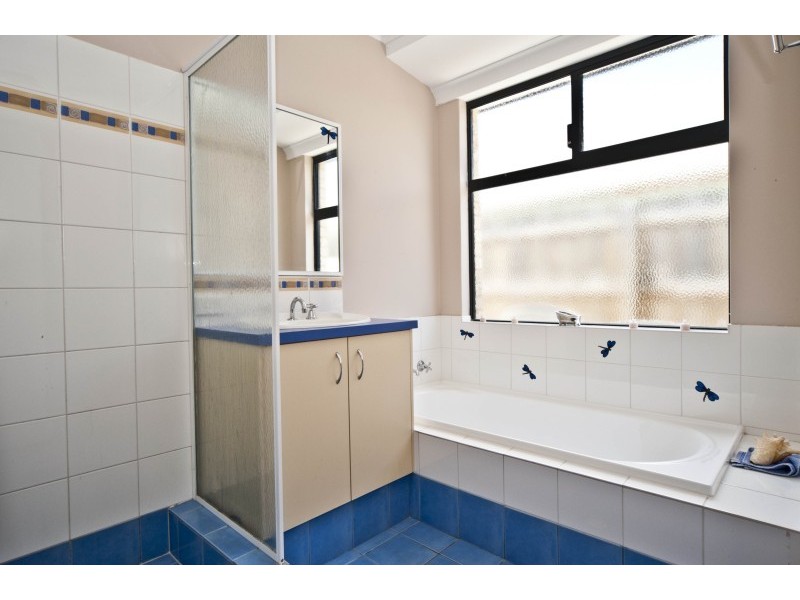 51 Derricap Avenue, Ellenbrook WA 6069