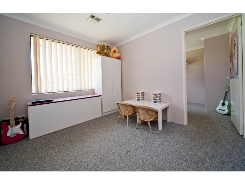 51 Derricap Avenue, Ellenbrook WA 6069