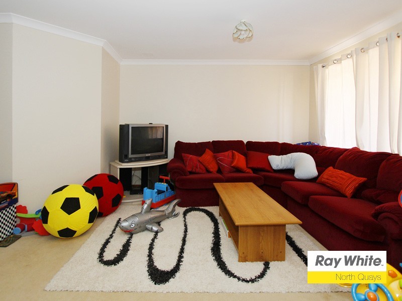 19 Mallina Circuit, Carramar WA 6031