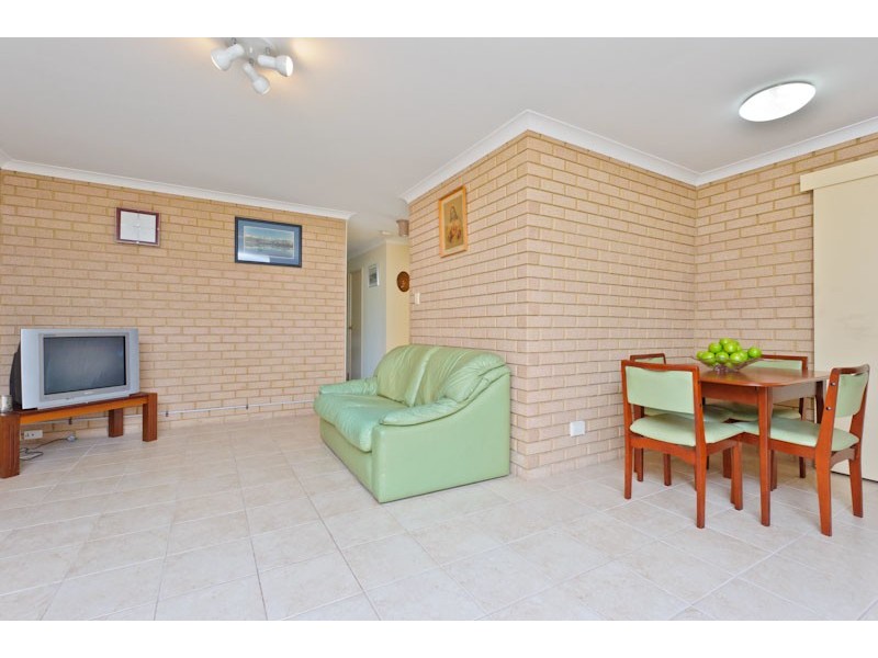 6 Fairlight Rise, Kallaroo WA 6025