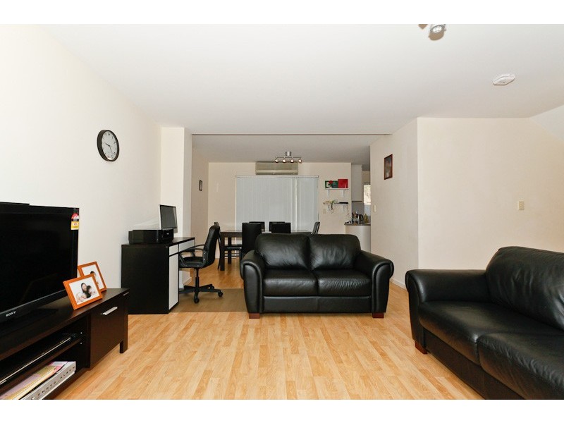 15/5 Spyglass Gr, Connolly WA 6027