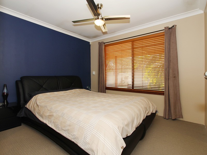 15 Dulwich Place, Kingsley WA 6026