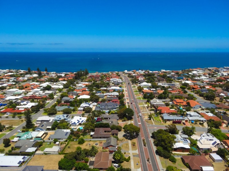 60 Beach Road, Watermans Bay WA 6020