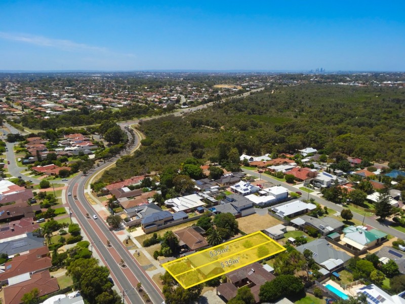 60 Beach Road, Watermans Bay WA 6020