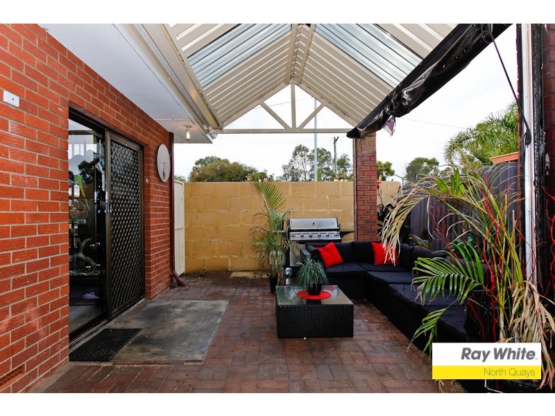 10 Delcomyn Place, Craigie WA 6025