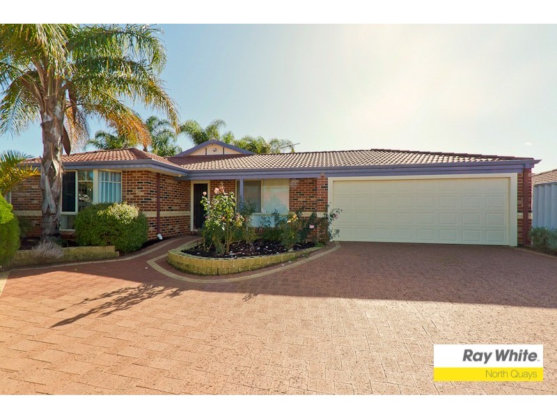 8 Larch Court, Woodvale WA 6026