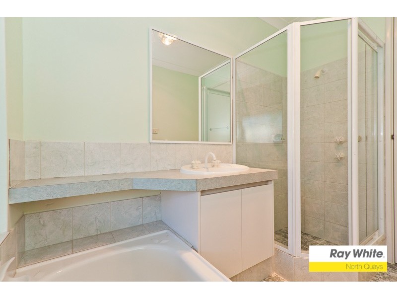 8 Larch Court, Woodvale WA 6026