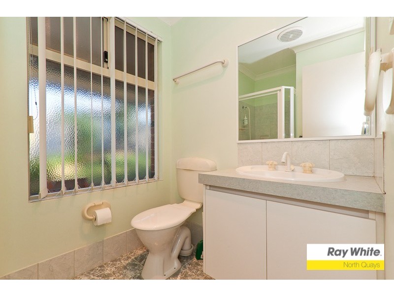 8 Larch Court, Woodvale WA 6026