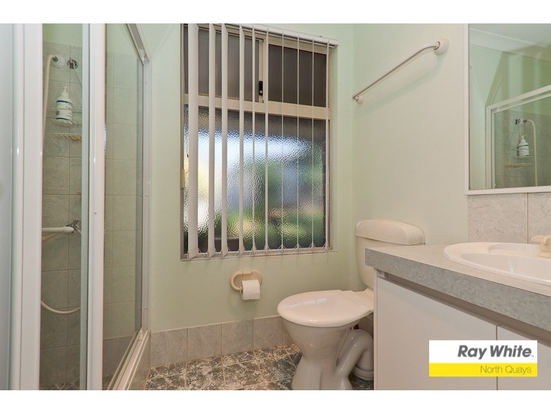 8 Larch Court, Woodvale WA 6026