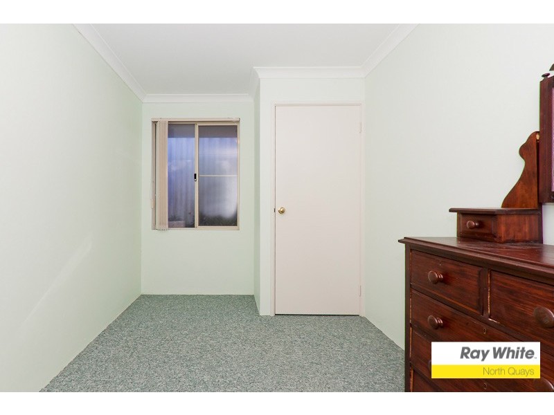 8 Larch Court, Woodvale WA 6026