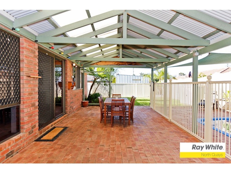 4 McKinlay Ave, Padbury WA 6025